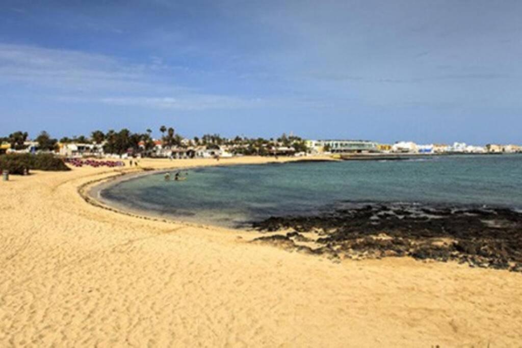 Apartamento Recien Reformado En Centro A Tres Minutos De La Playa Apartamento Corralejo Exterior foto