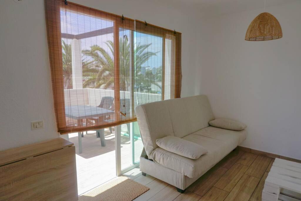Apartamento Recien Reformado En Centro A Tres Minutos De La Playa Apartamento Corralejo Exterior foto