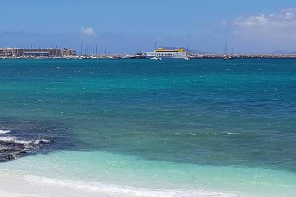 Apartamento Recien Reformado En Centro A Tres Minutos De La Playa Apartamento Corralejo Exterior foto
